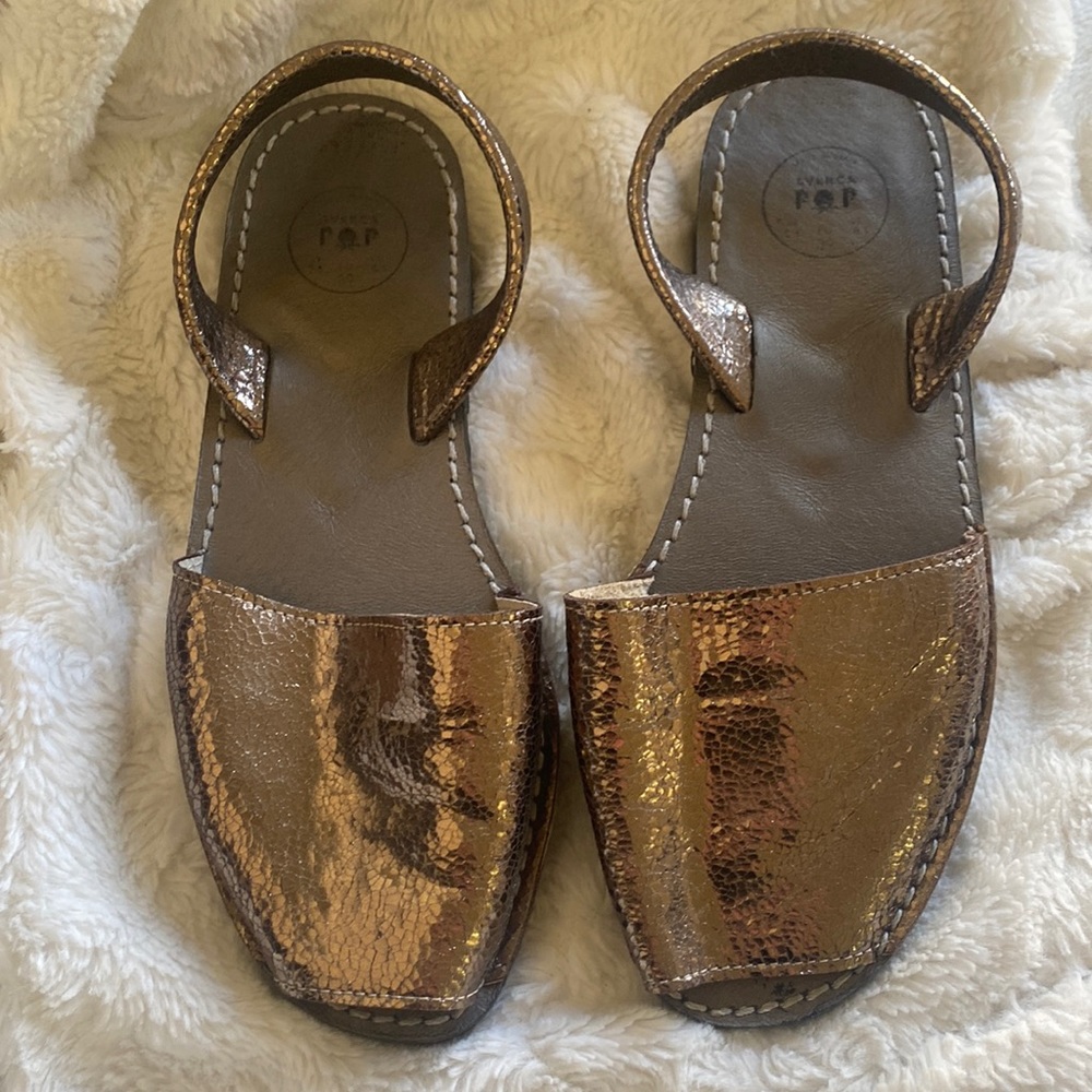 Women's Metallic Sandals